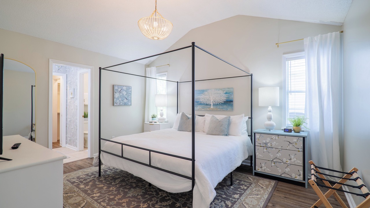 Photo of Bedroom in Valdosta