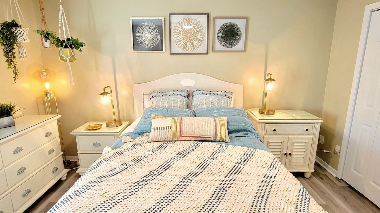 Photo of Bedroom in Bahama Beach