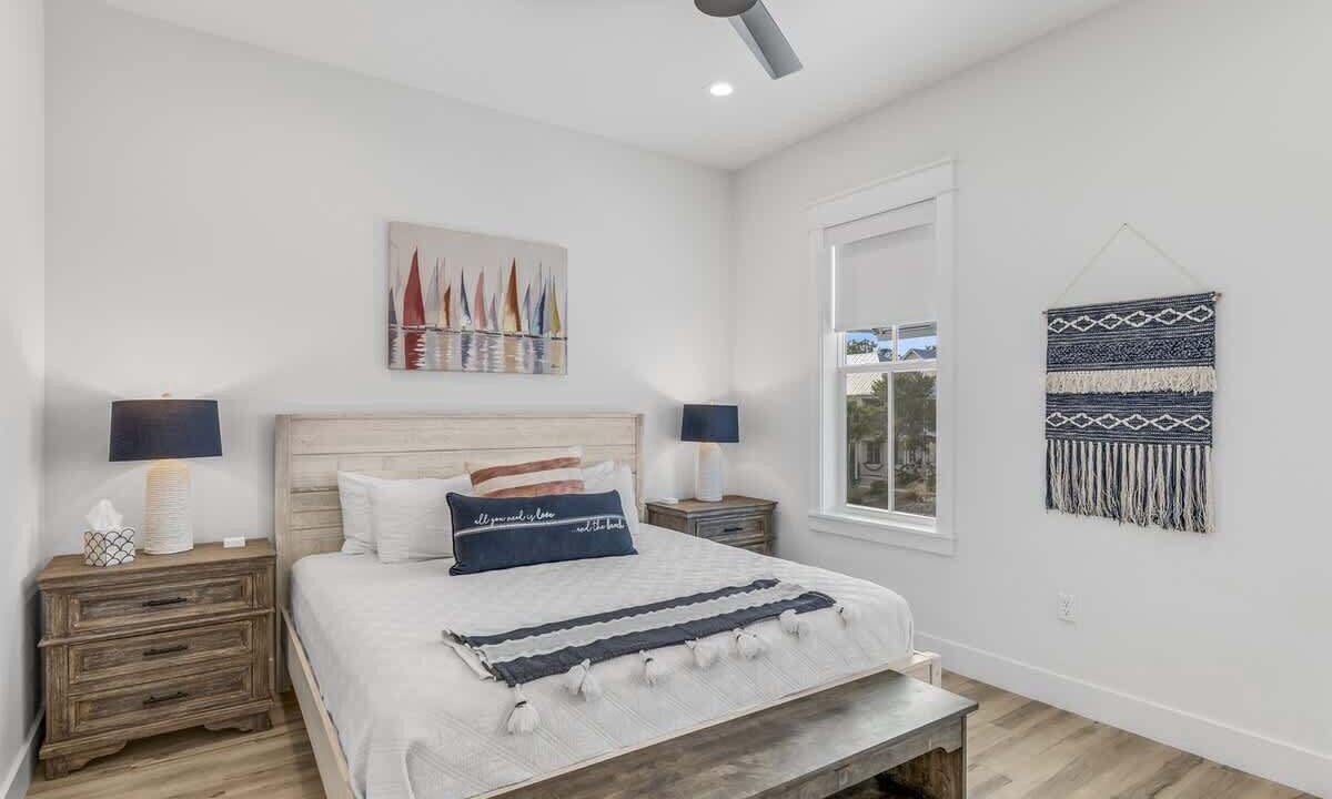 Photo of Bedroom in Lakeside at Blue Mountain Beach