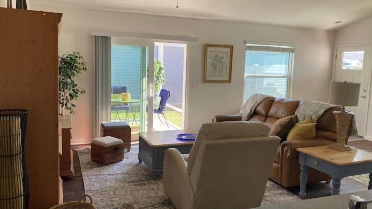 Photo of Livingroom in Leesburg