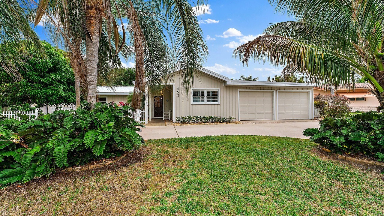 Photo of Outdoor in Juno Beach