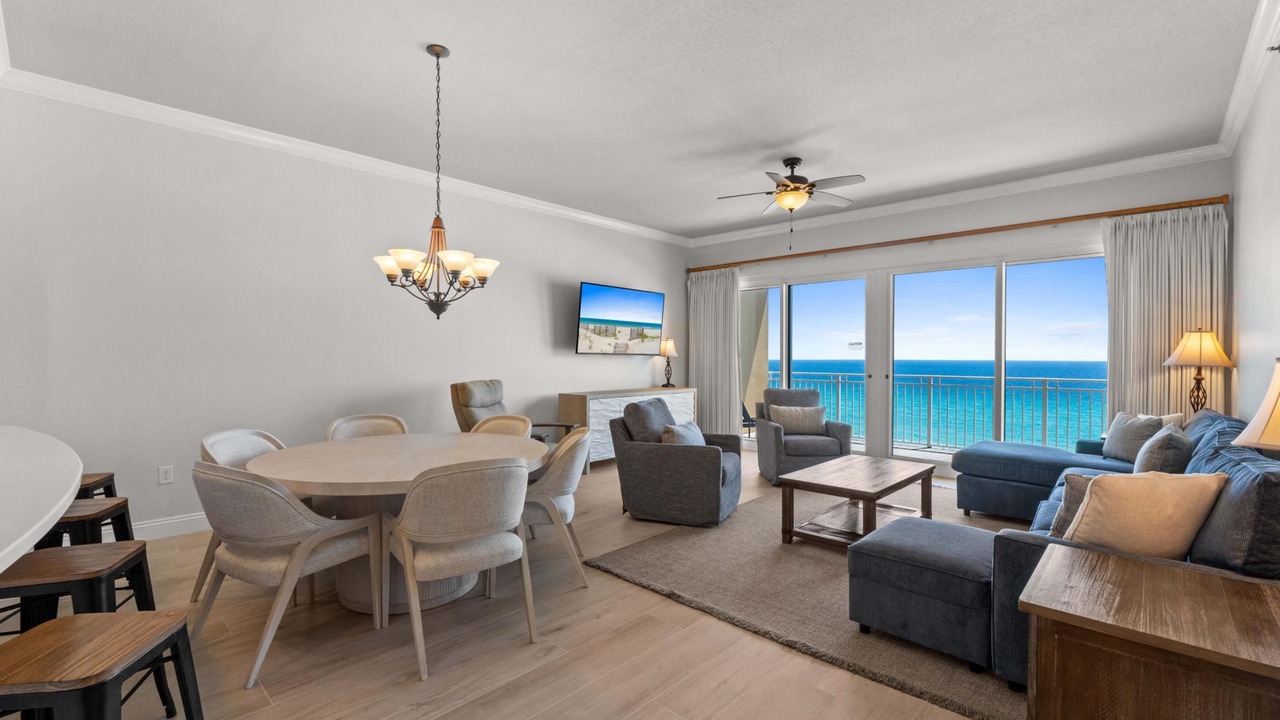 Photo of Livingroom in Thomas Drive