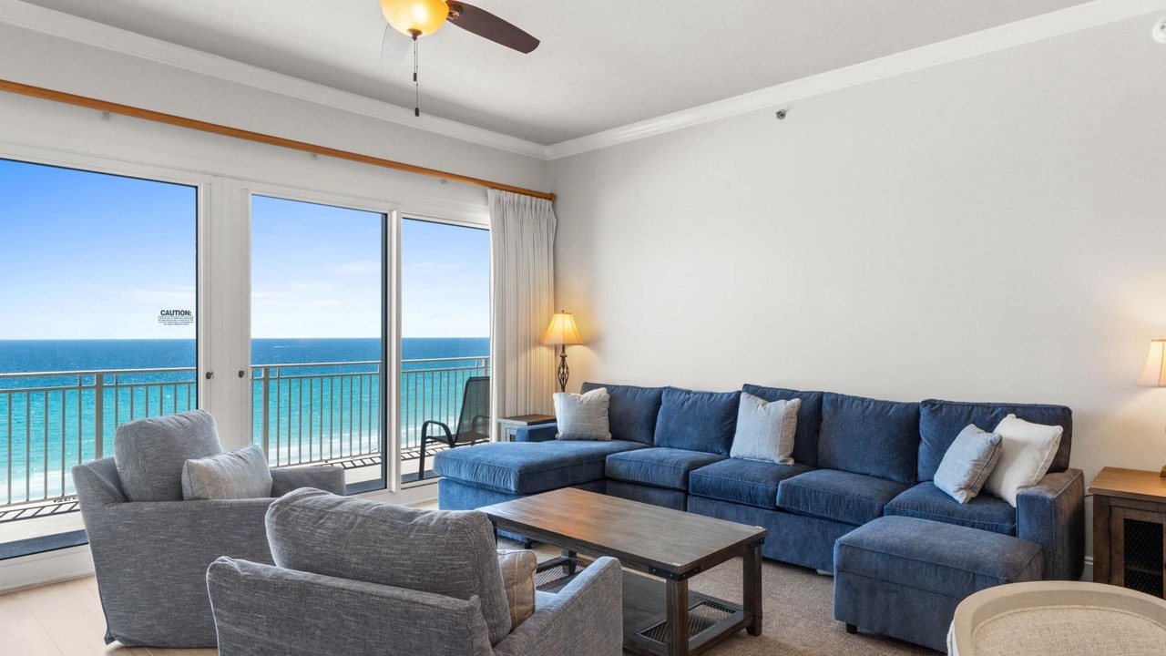 Photo of Livingroom in Thomas Drive