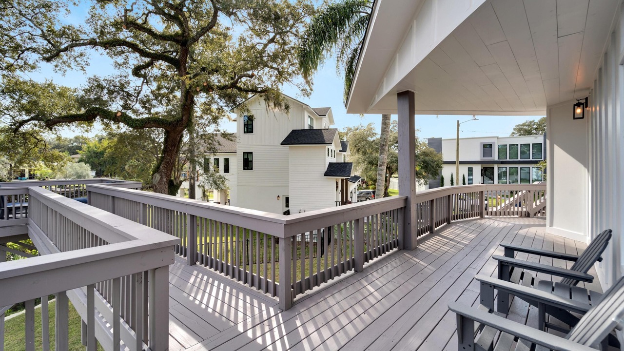 Photo of Patio Balcony in Bearss Plaza