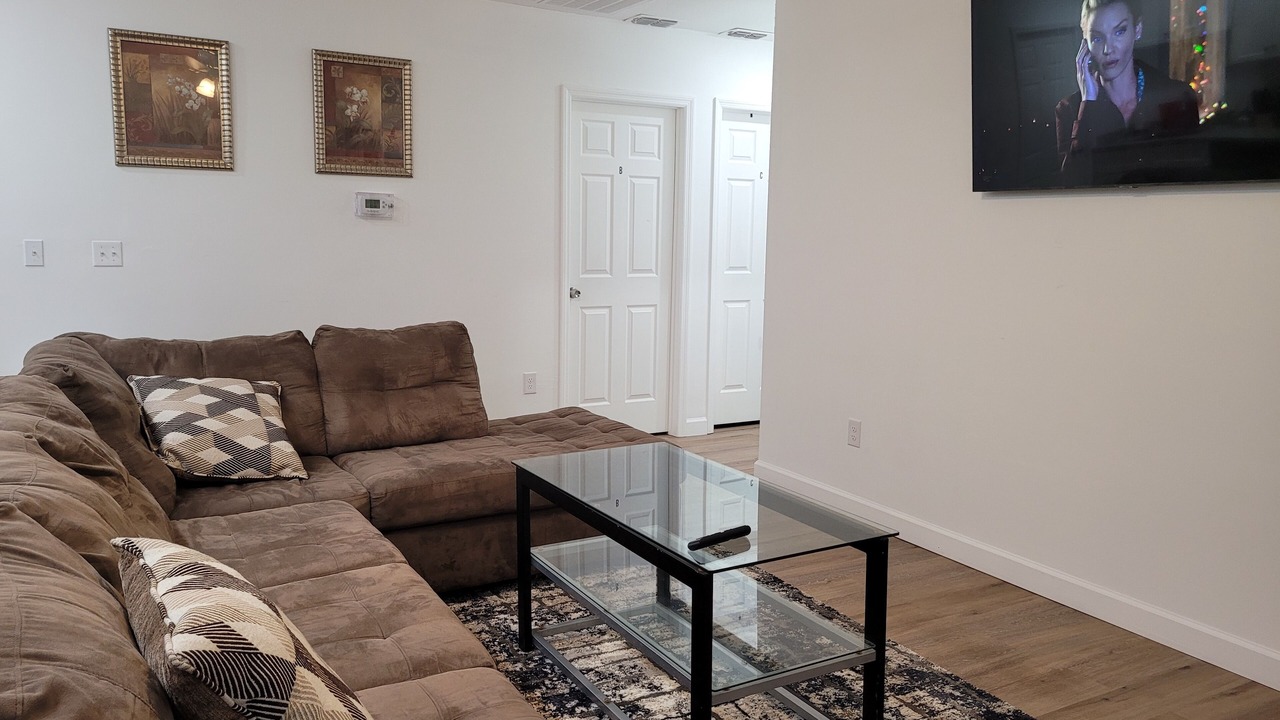 Photo of Livingroom in Tallahassee