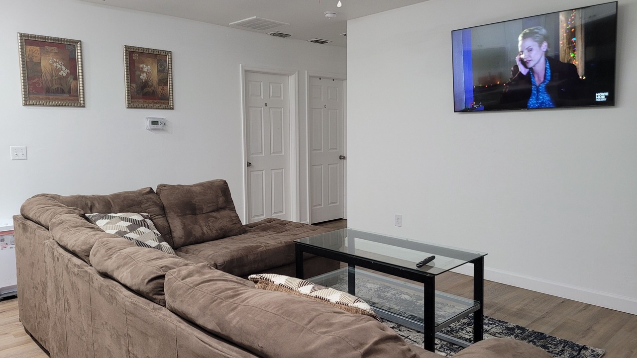 Photo of Livingroom in Tallahassee
