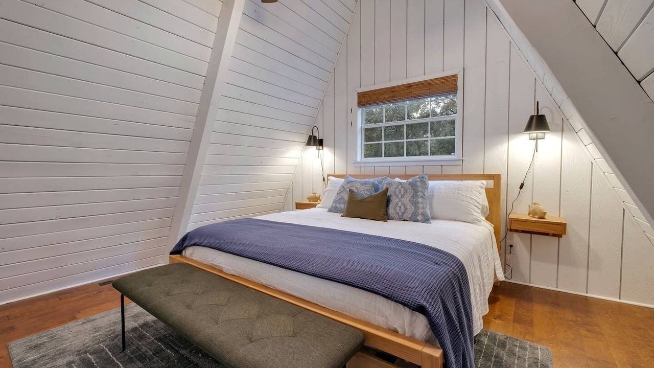 Photo of Bedroom in Quincy