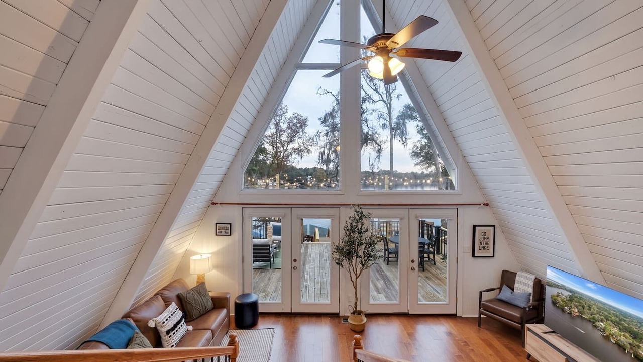 Photo of Livingroom in Quincy