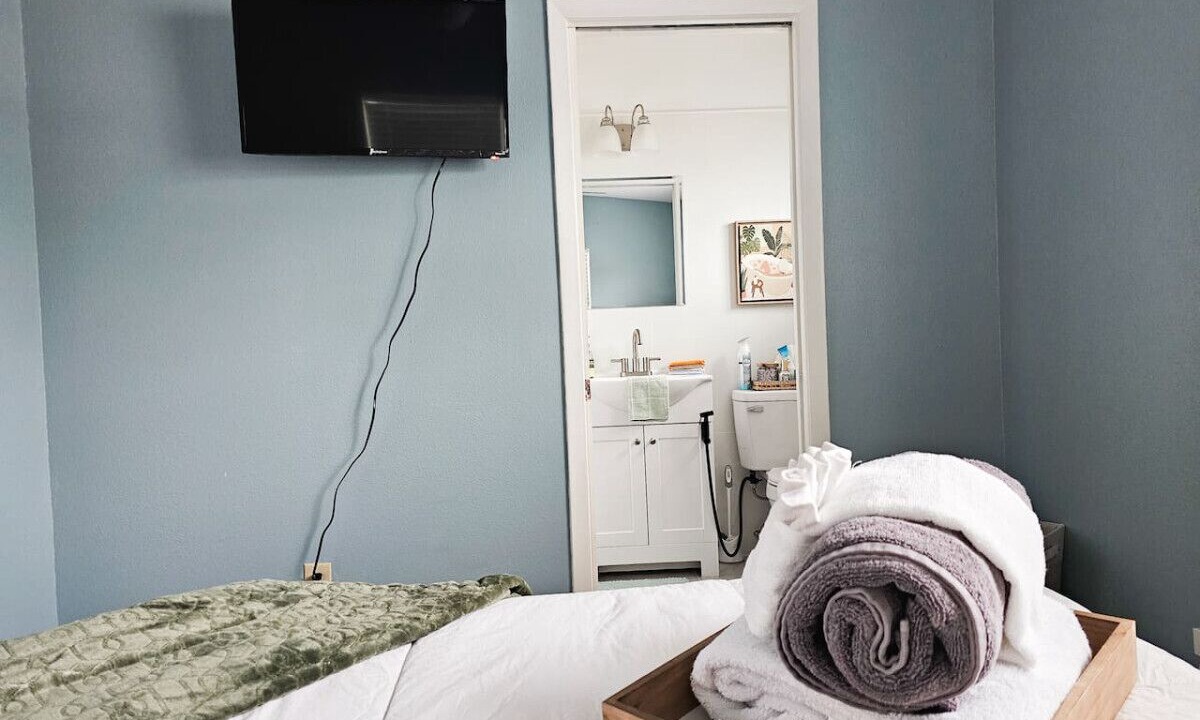 Photo of Bedroom in Pinellas Park