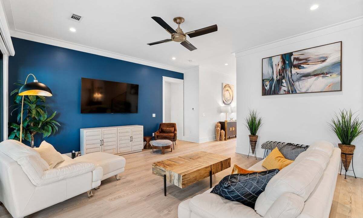 Photo of Livingroom in Gulfview Heights