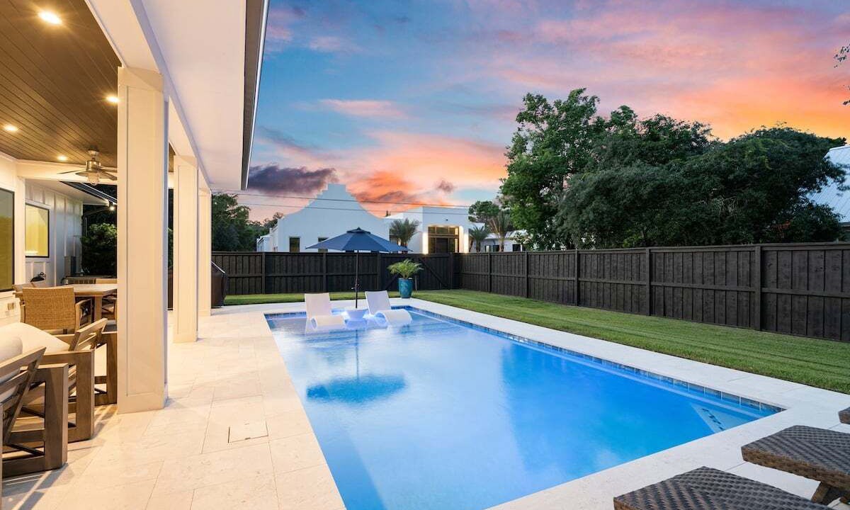 Photo of Outdoor in Gulfview Heights