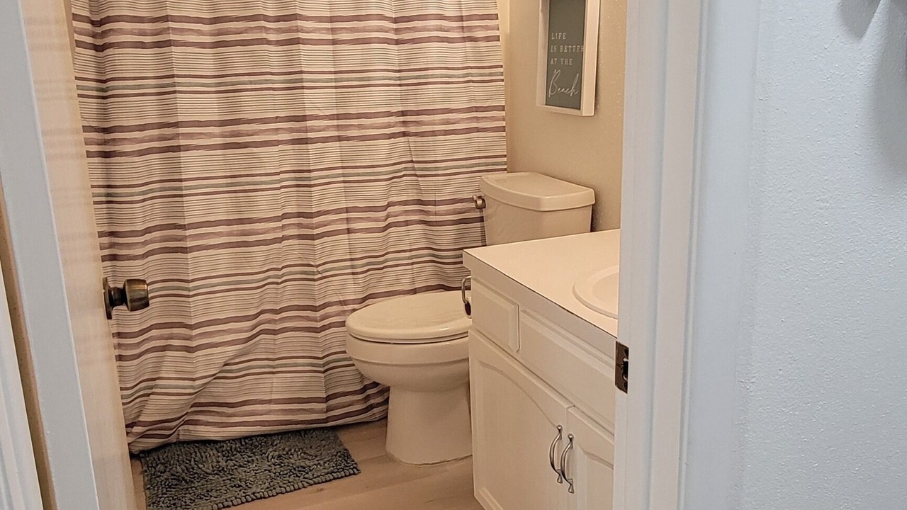 Photo of Bathroom in Thomas Drive