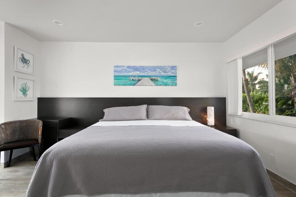 Photo of Bedroom in Deerfield Beach