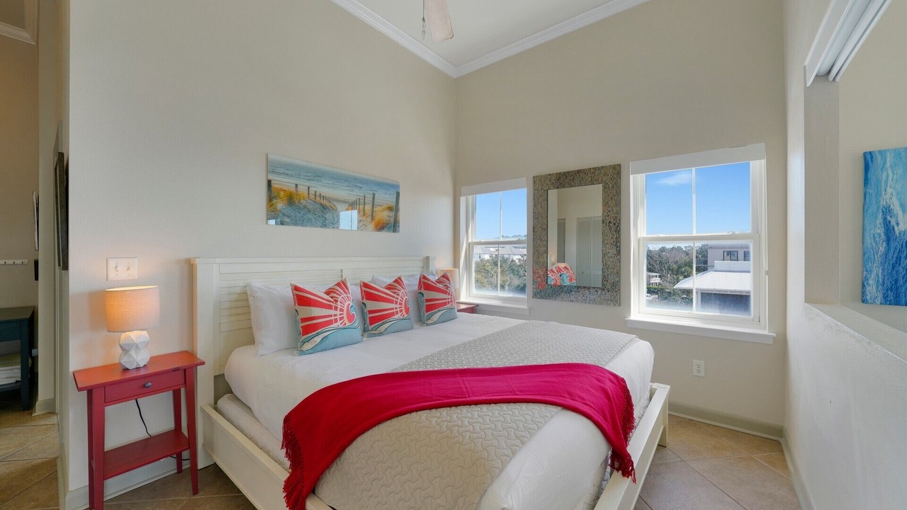 Photo of Bedroom in Gulf Place
