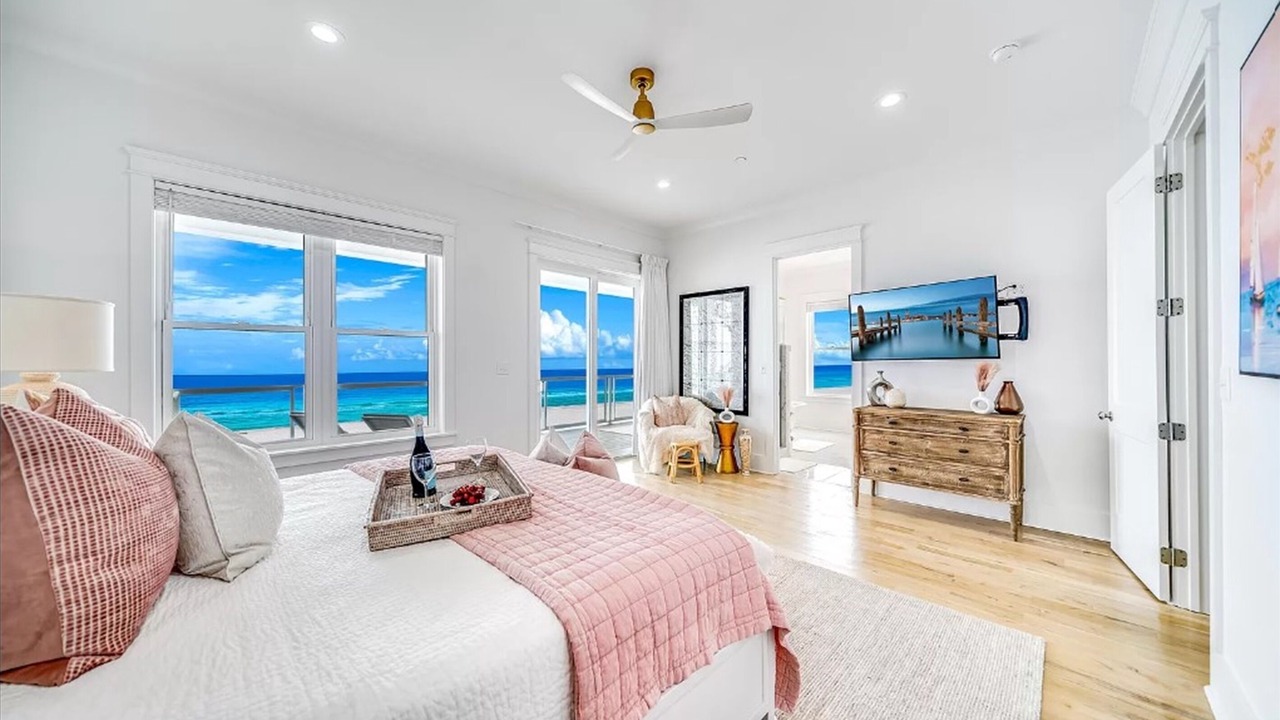Photo of Others in Laguna Beach Estates