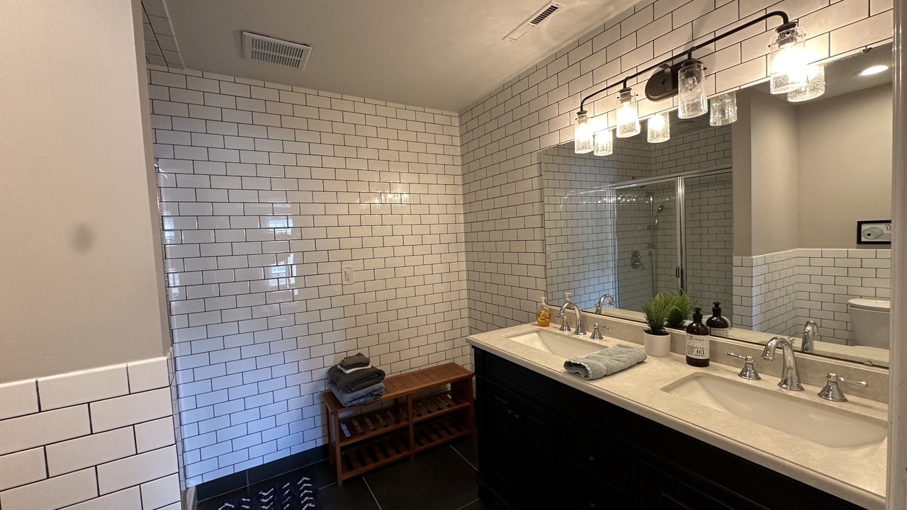 Photo of Bathroom in Fairvilla