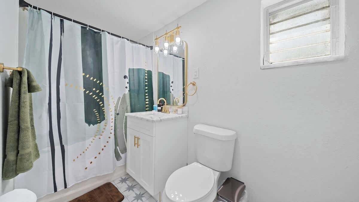Photo of Bathroom in Old Seminole Heights
