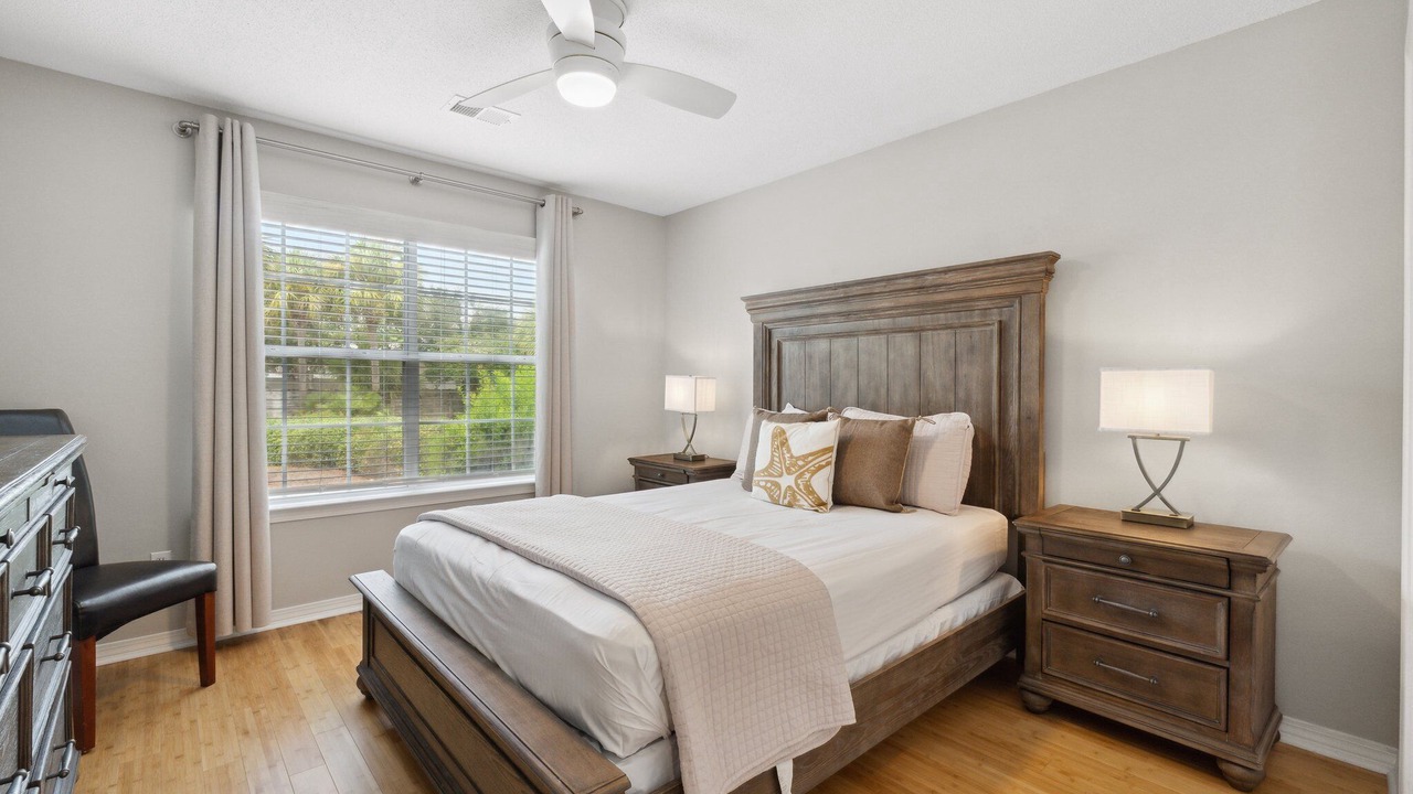Photo of Bedroom in Miramar Beach