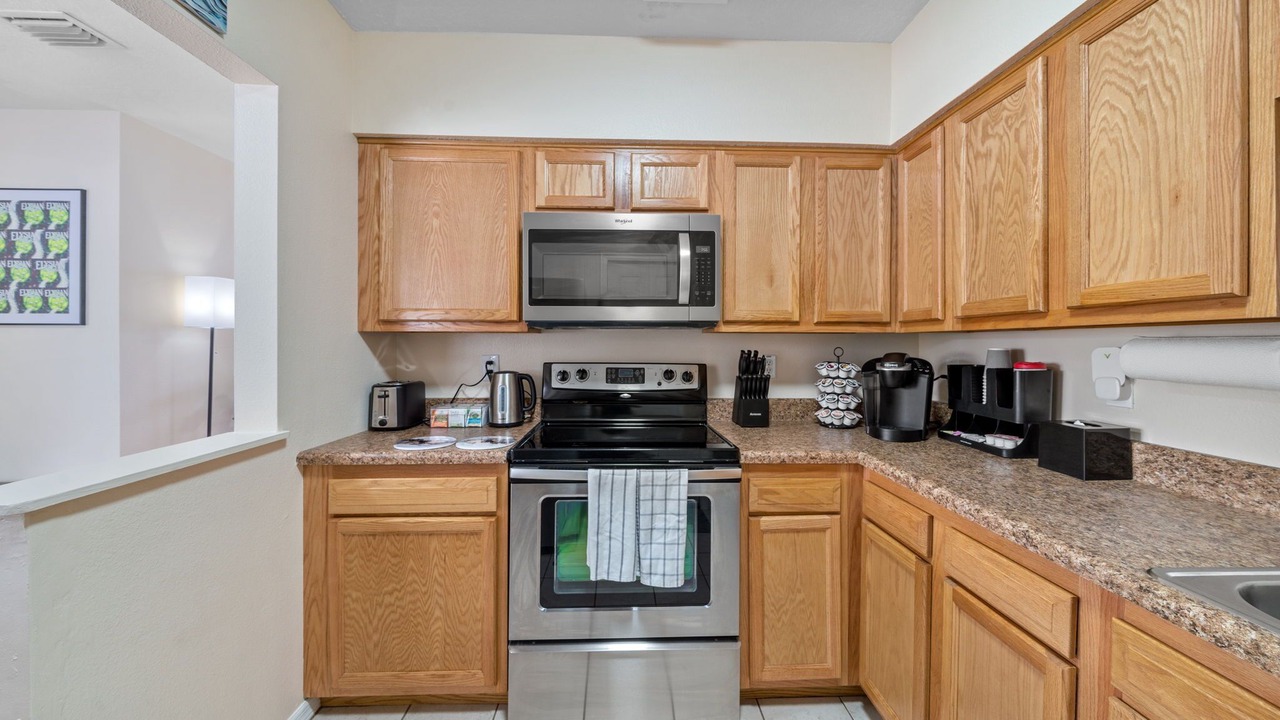 Photo of Kitchen in Carver City - Lincoln Gardens