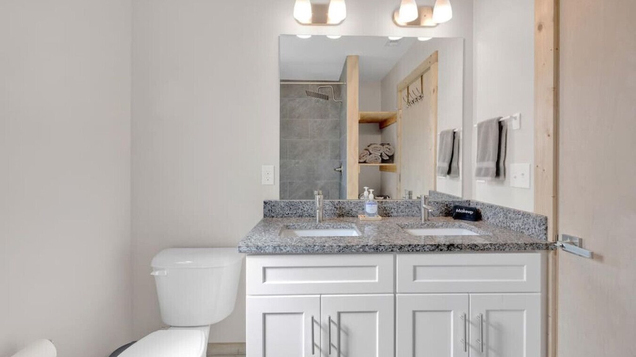 Photo of Bathroom in Butler Beach