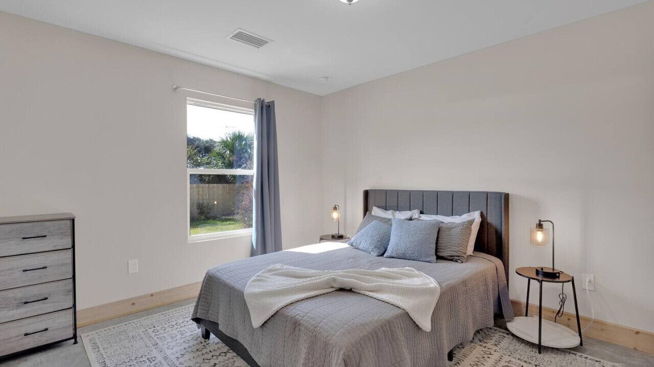 Photo of Bedroom in Butler Beach