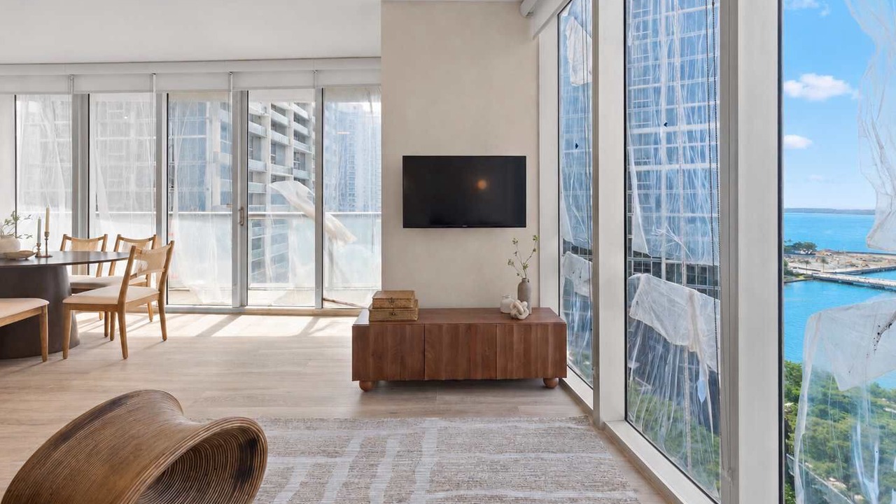 Photo of Livingroom in Downtown Miami