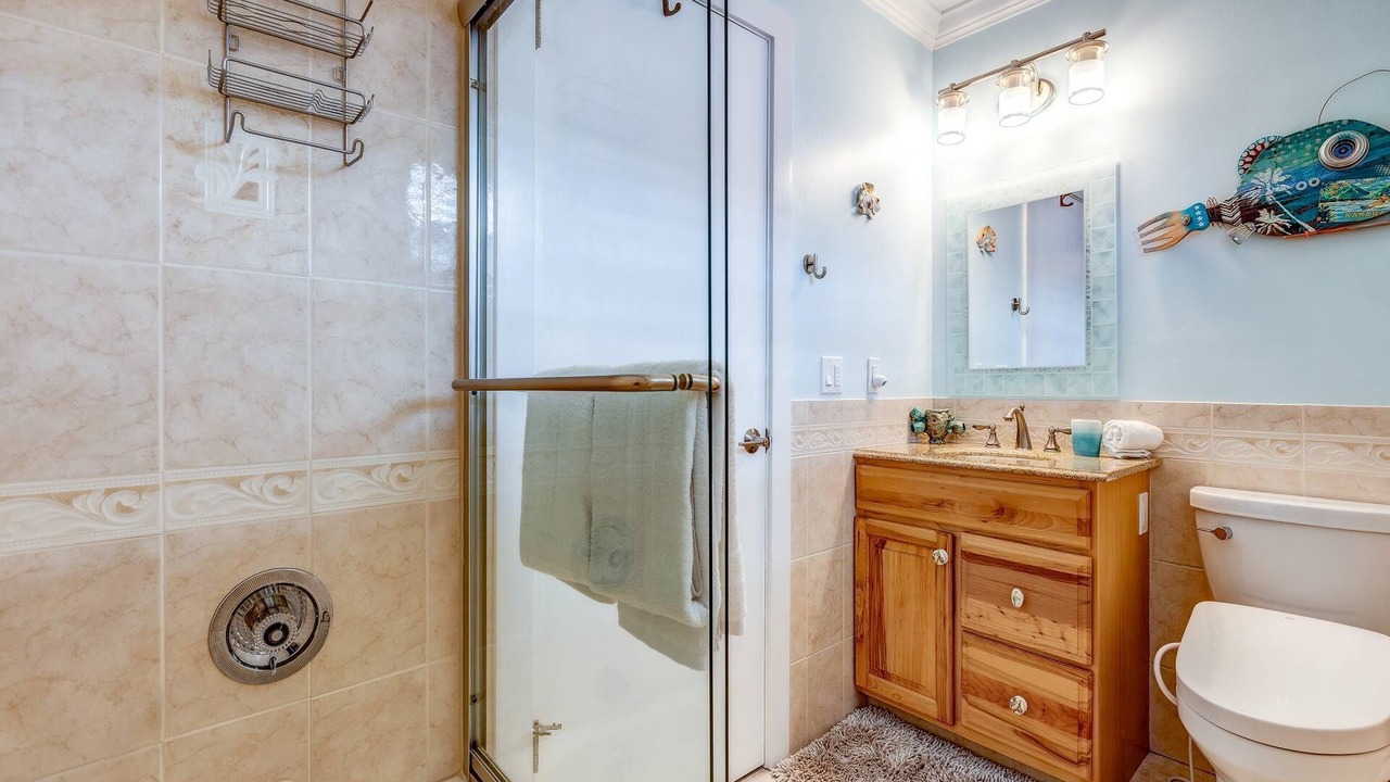 Photo of Bathroom in Summerland Key
