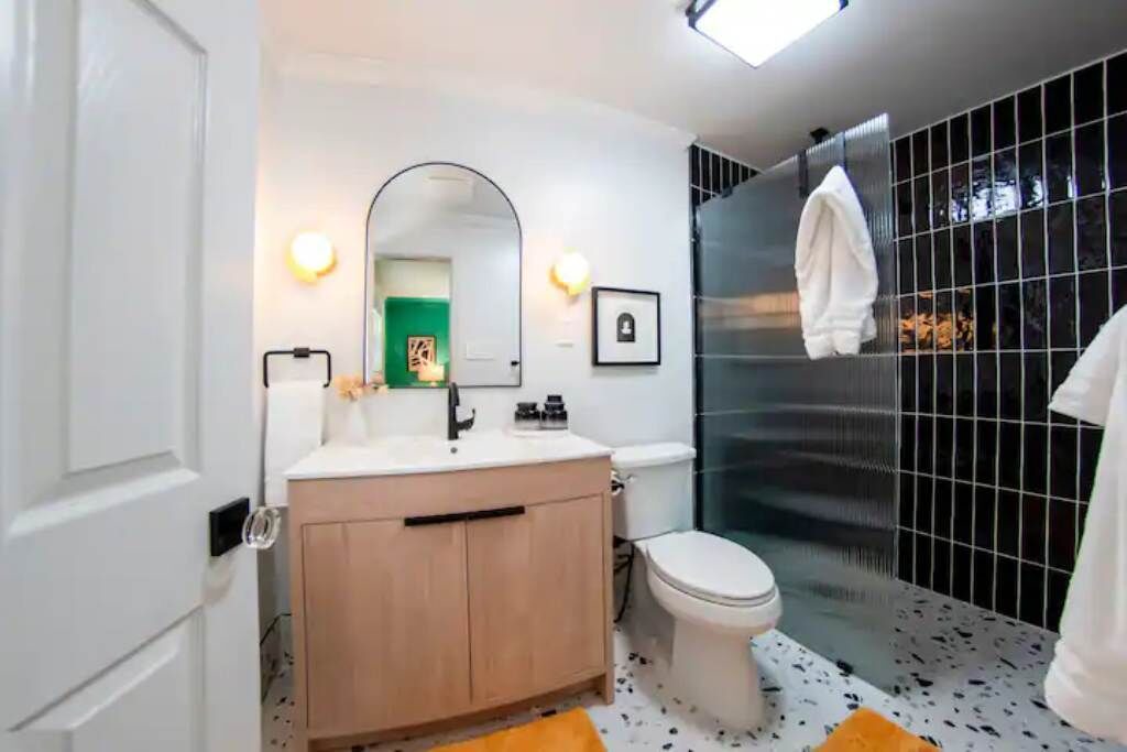 Photo of Bathroom in Willoughby Acres