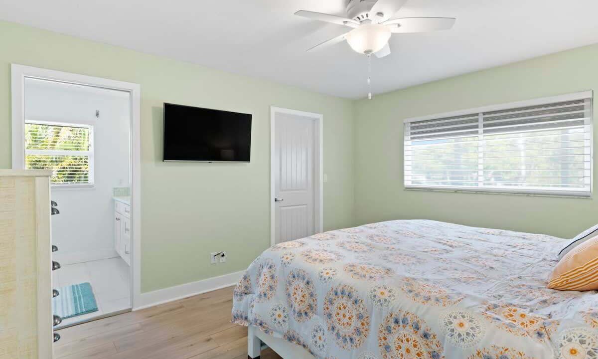 Photo of Bathroom in East Rocks