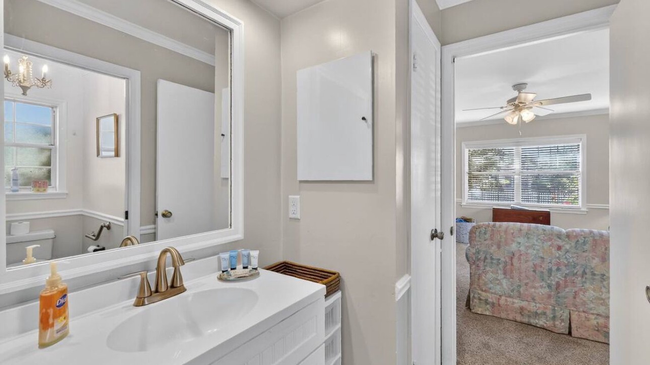 Photo of Bathroom in Mount Dora