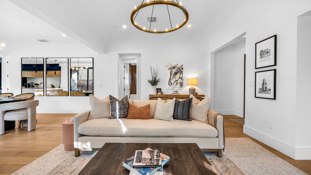 Photo of Livingroom in Sunshine Park