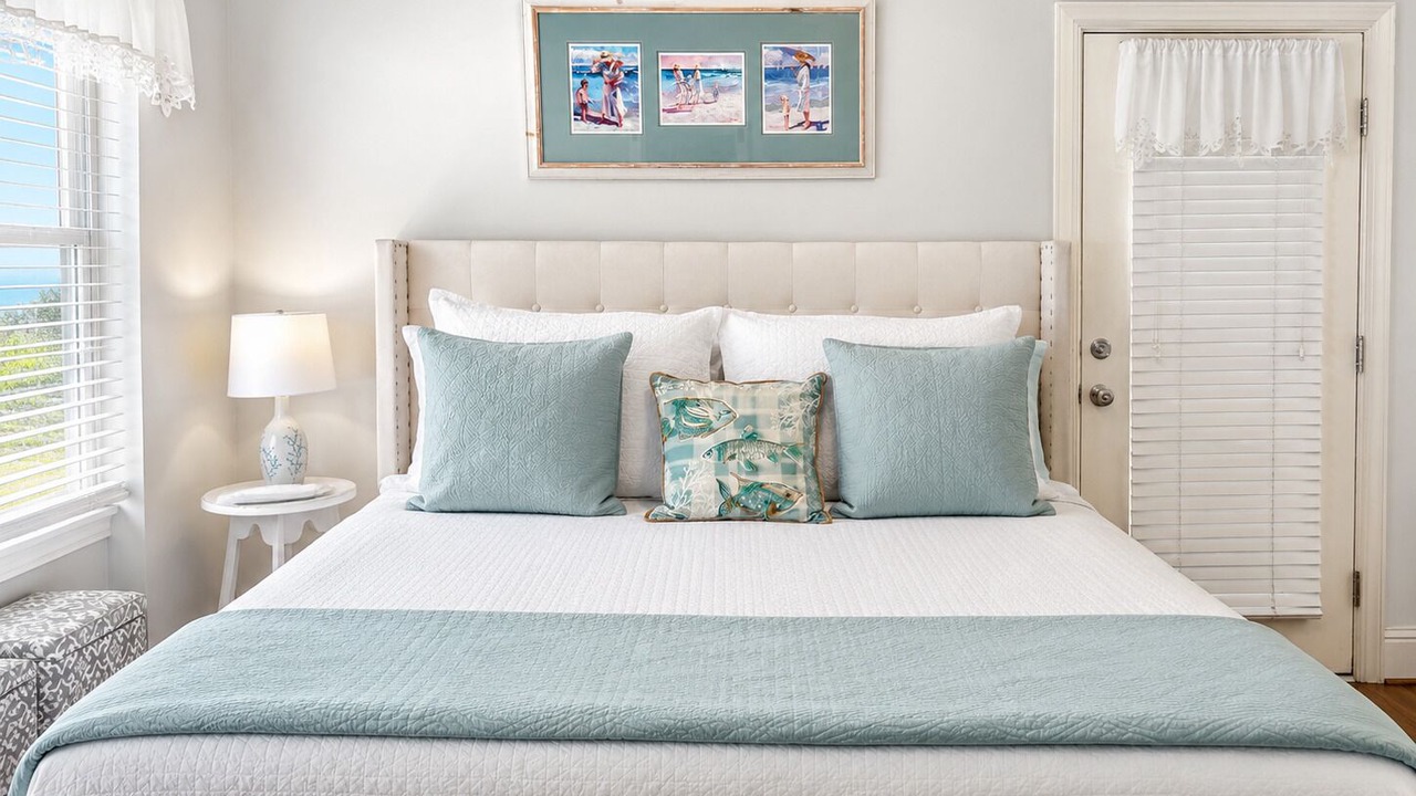 Photo of Bedroom in Dune Allen Beach