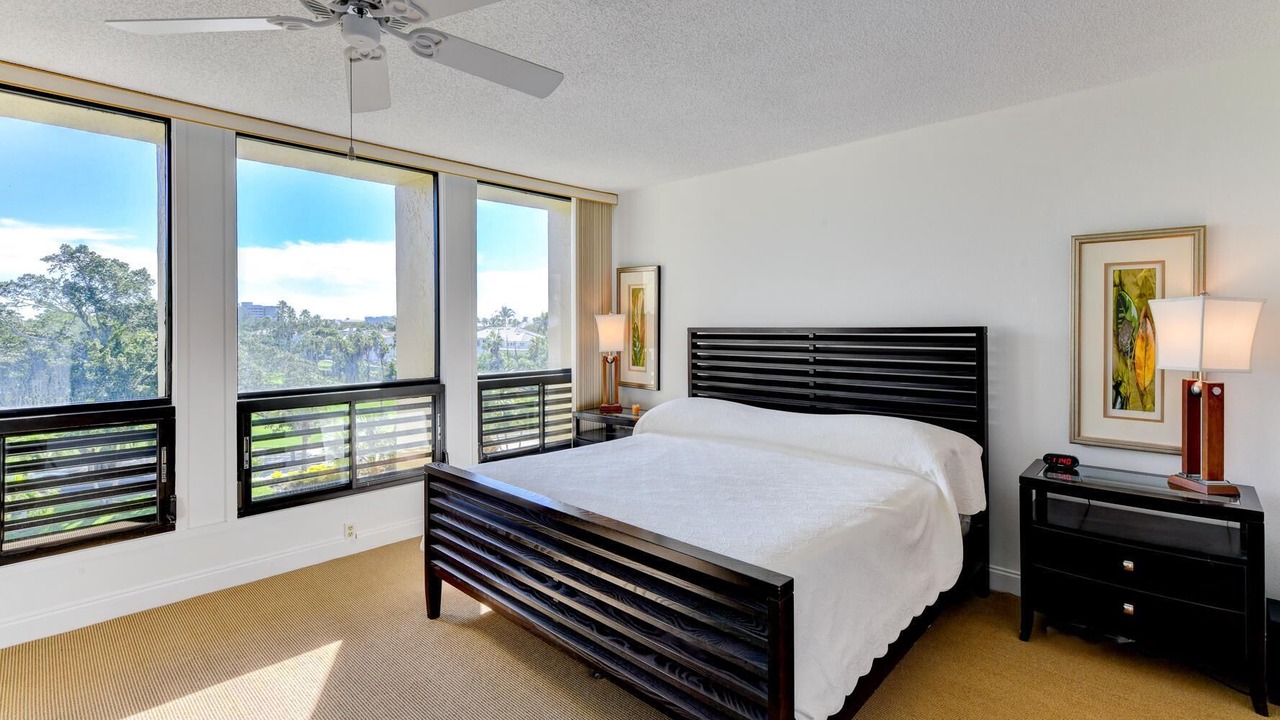 Photo of Bedroom in Longboat Key