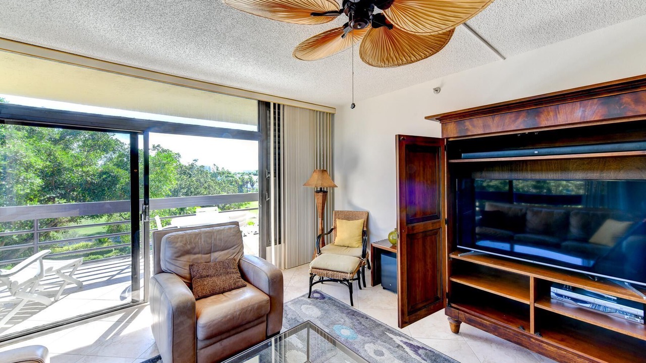 Photo of Livingroom in Longboat Key