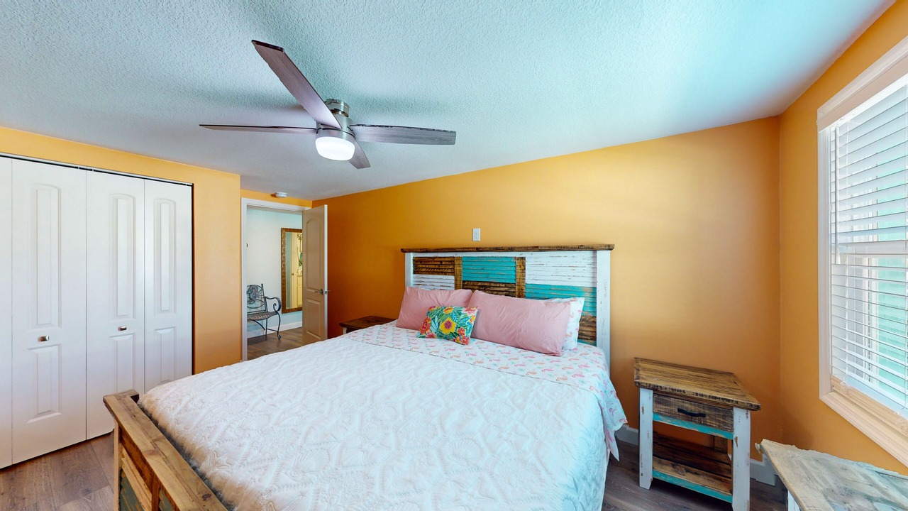 Photo of Bedroom in Laurel