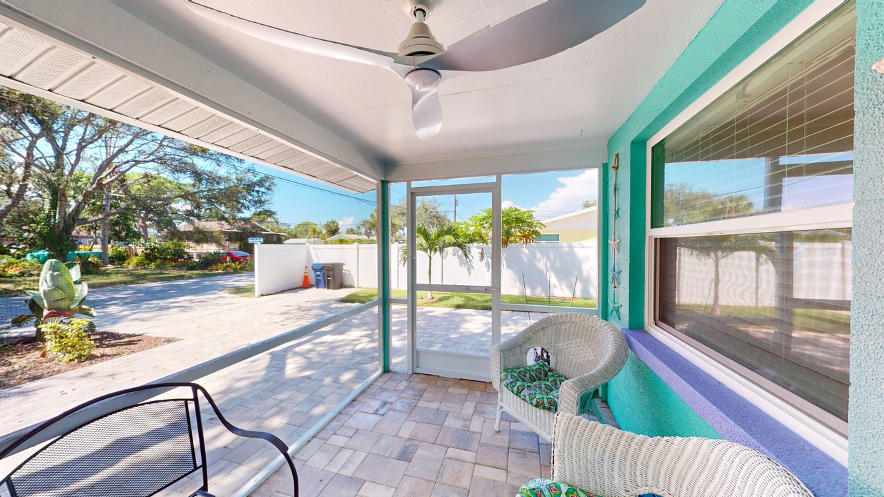 Photo of Patio Balcony in Laurel