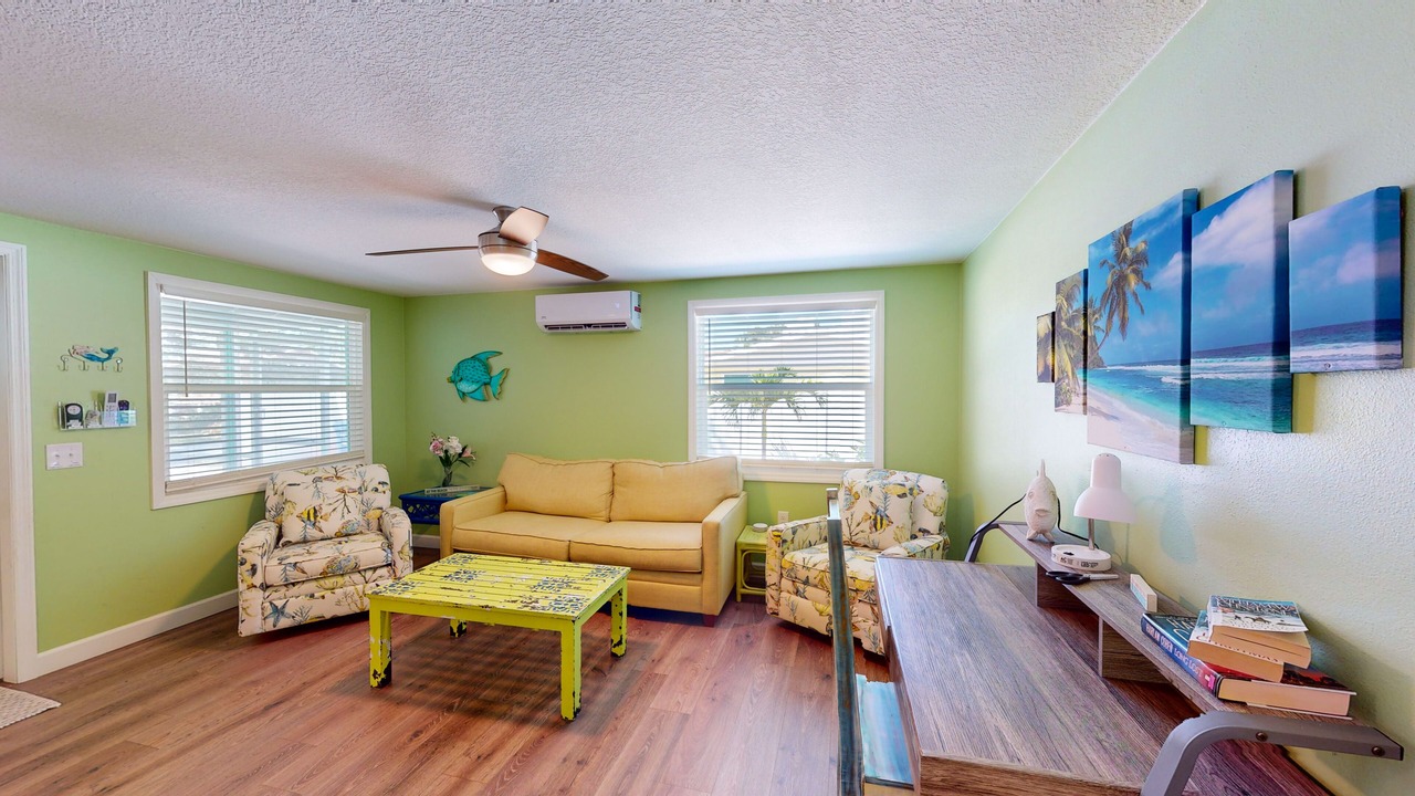 Photo of Livingroom in Laurel