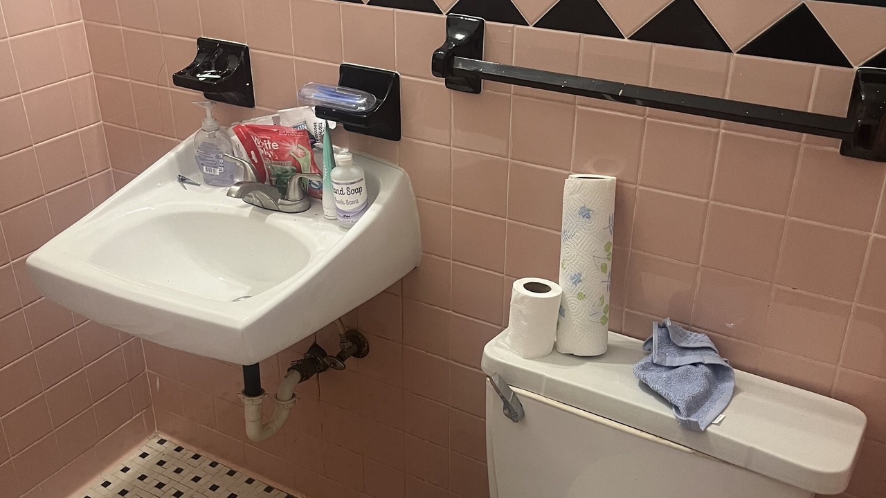 Photo of Bathroom in Lake Bonny