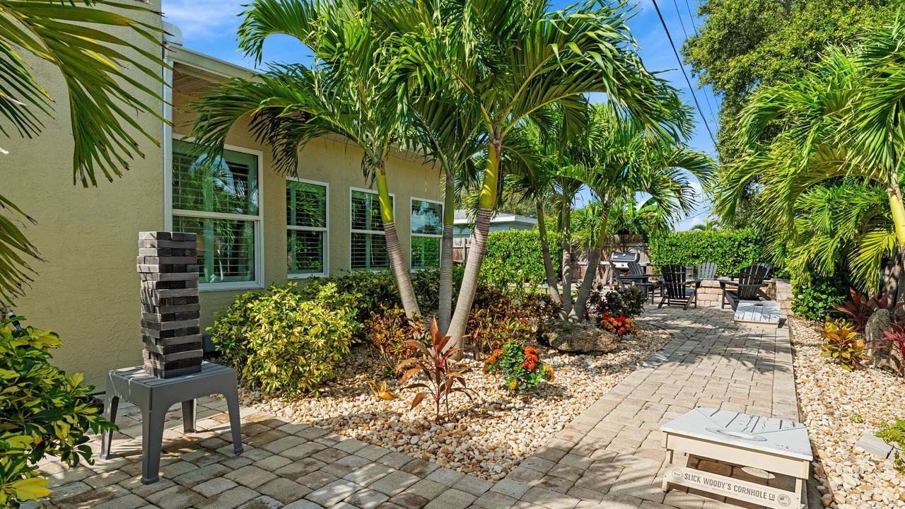 Photo of Patio Balcony in Convair Cove
