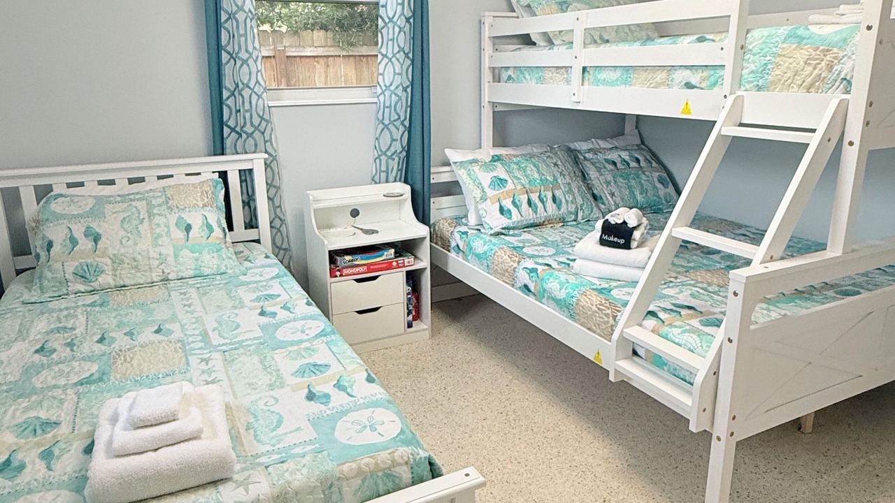 Photo of Bedroom in Tropic