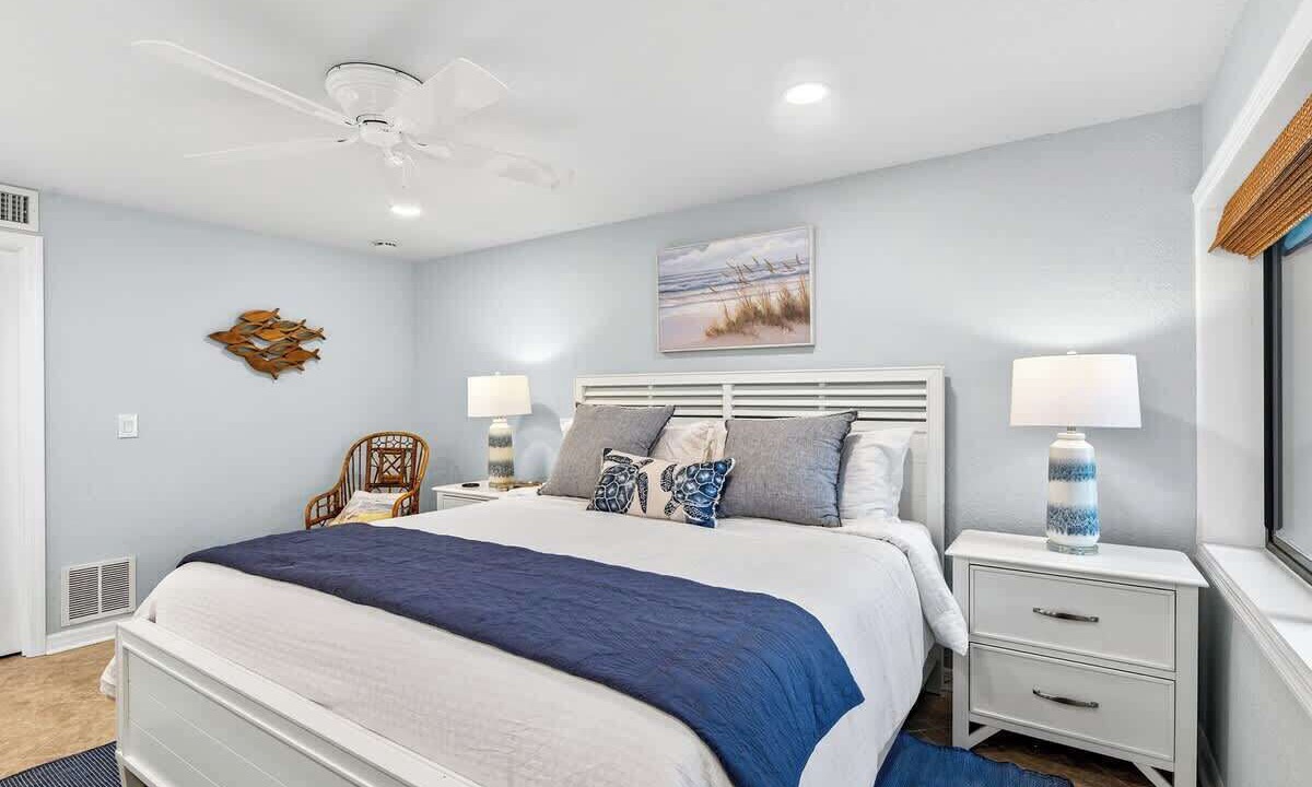 Photo of Bedroom in Belleair Beach