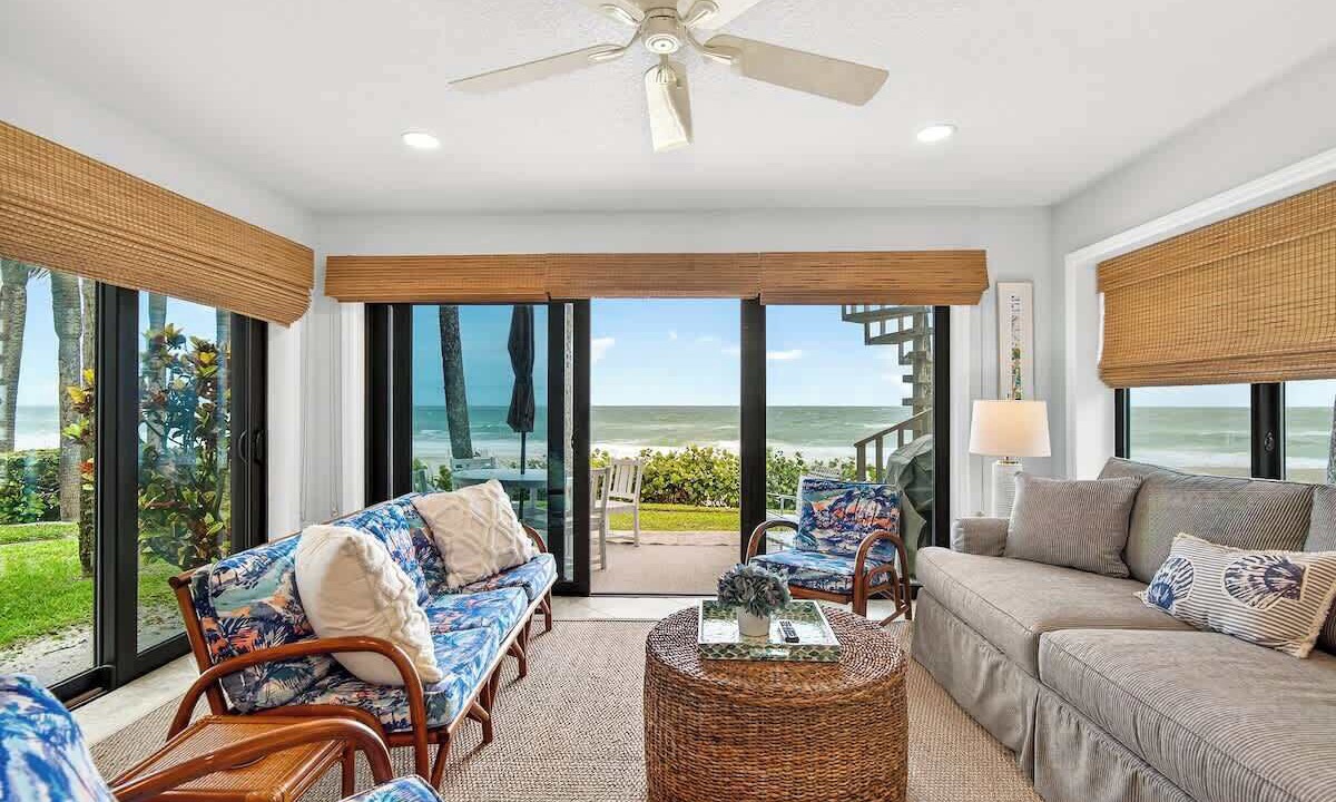 Photo of Livingroom in Belleair Beach