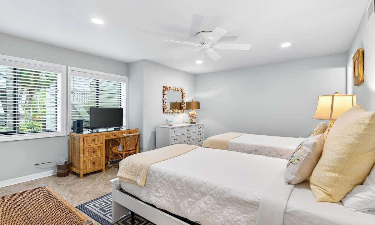 Photo of Bedroom in Belleair Beach