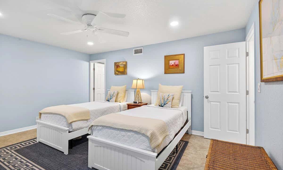 Photo of Bedroom in Belleair Beach