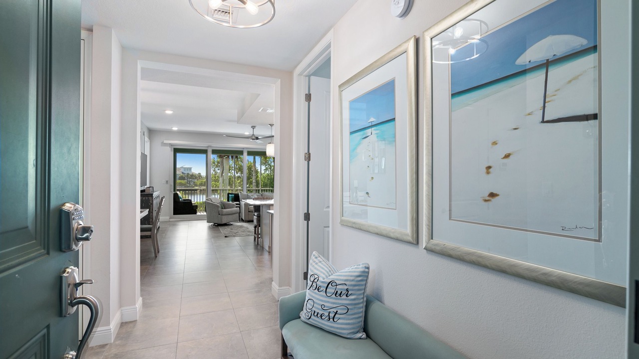 Photo of Livingroom in Whitney Beach