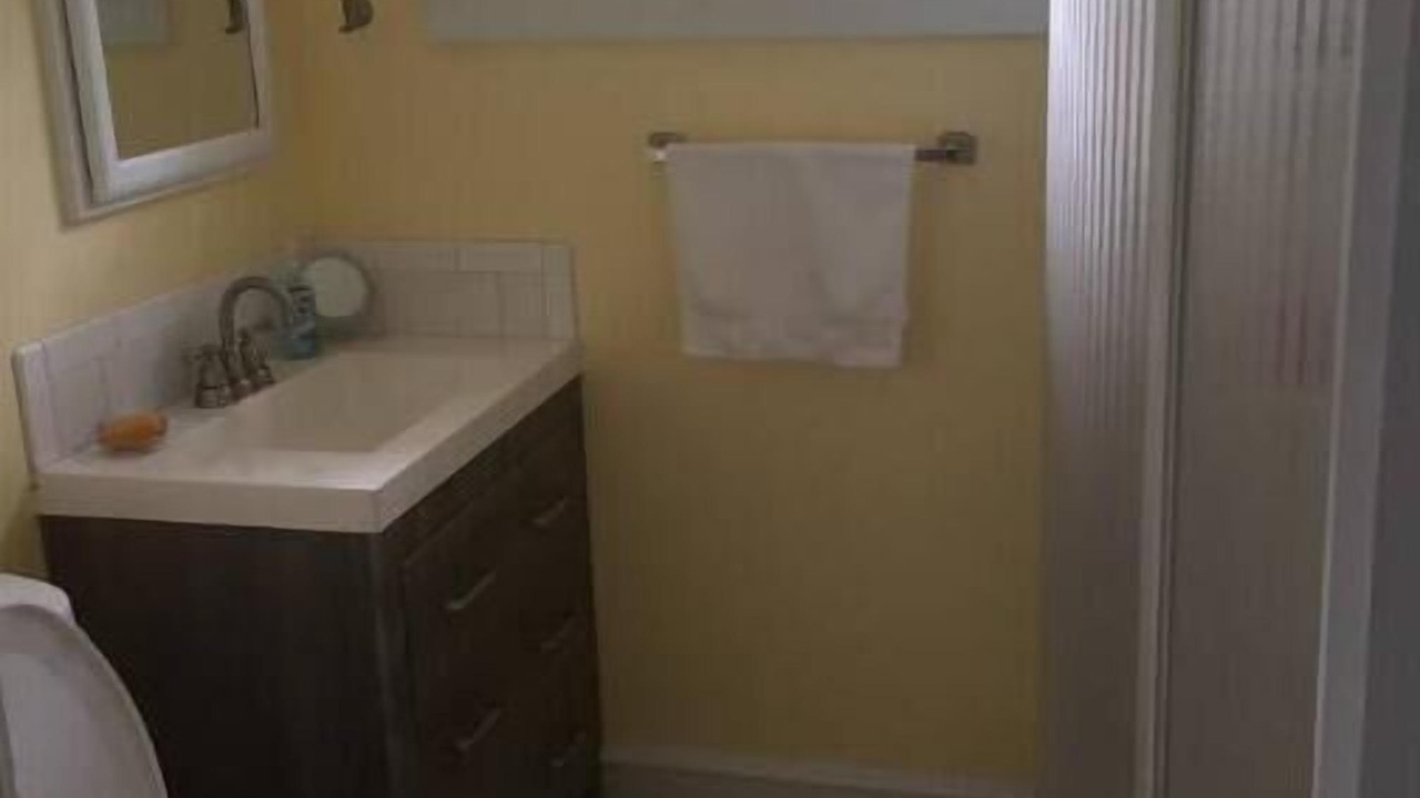 Photo of Bathroom in Rochelle
