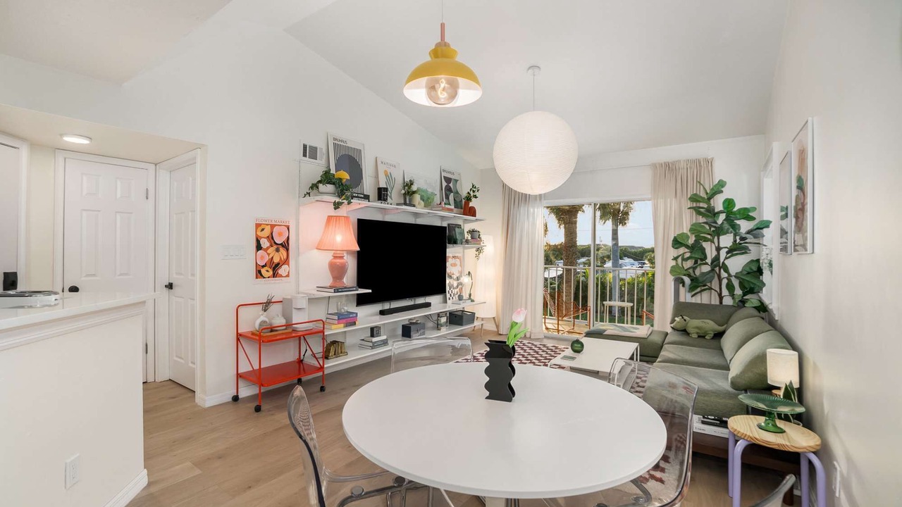 Photo of Livingroom in Ocean Side Village