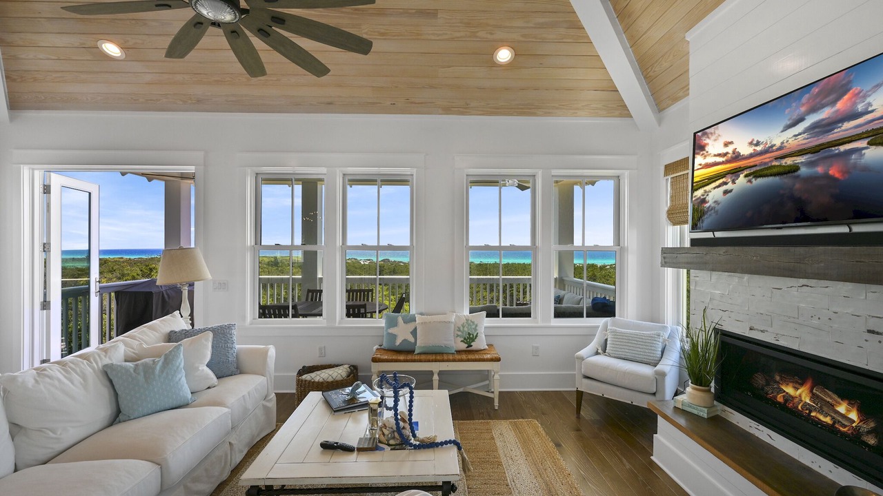 Photo of Livingroom in Dune Allen Beach