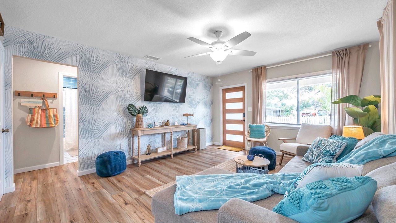 Photo of Livingroom in Palm Harbor