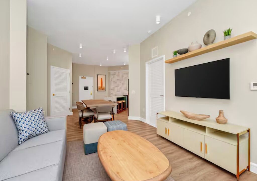 Photo of Livingroom in Bay Lake